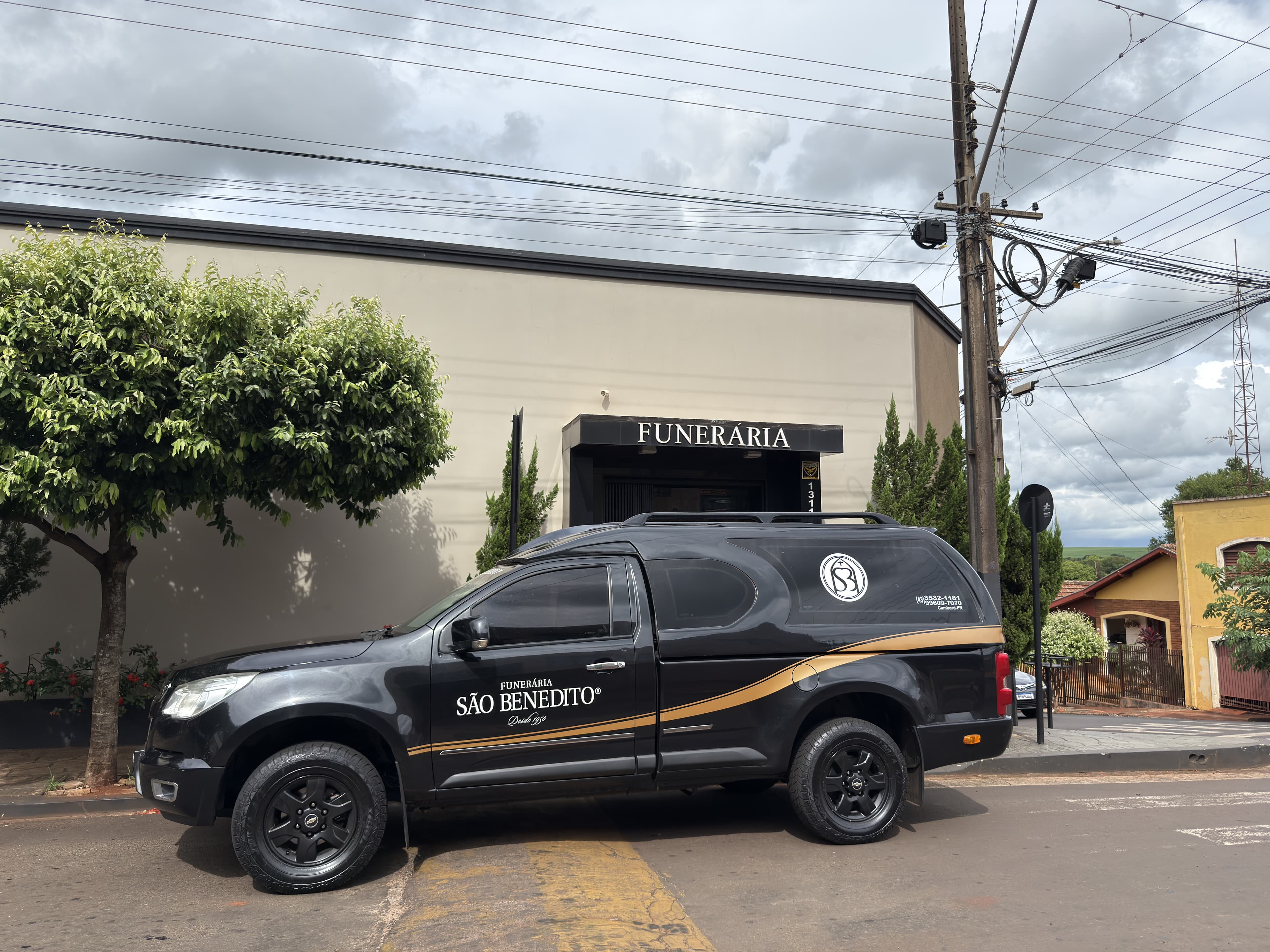 Foto histórica da sede da Funerária São Benedito em Cambará/PR